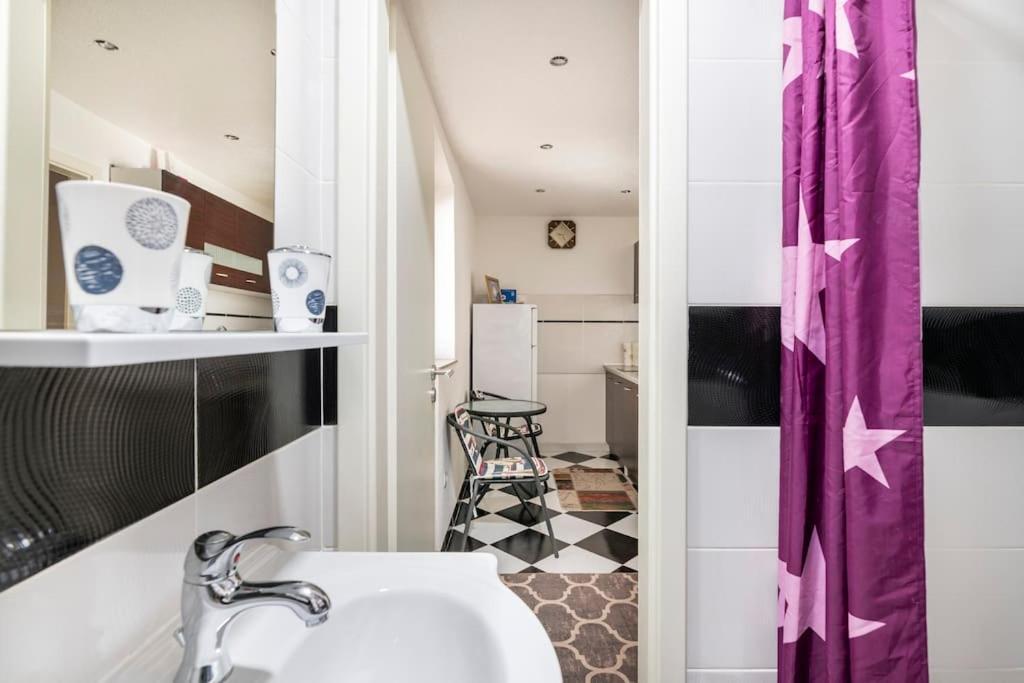 שיבניק Studio Apartment Grgic מראה חיצוני תמונה